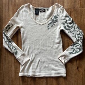 Harley-Davidson Cream Long Sleeve Top with Gray Designs & Stud Accents Sz S